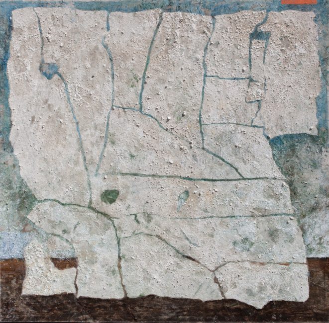 Landschaft mit Monolith. 2014, Kalk und Pigmente auf Japan- und Seidenpapier, 80 x 82 cm